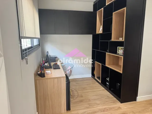 Casa com 252m², para alugar, no bairro Residencial Mantiqueira em São José dos Campos