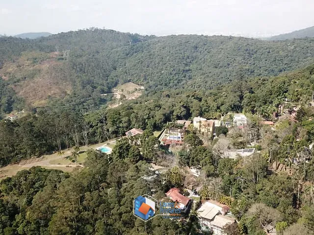 Casa com 1003m² 4 quartos e 4 banheiros, à venda, no bairro SERRA DA CANTAREIRA em Mairiporã