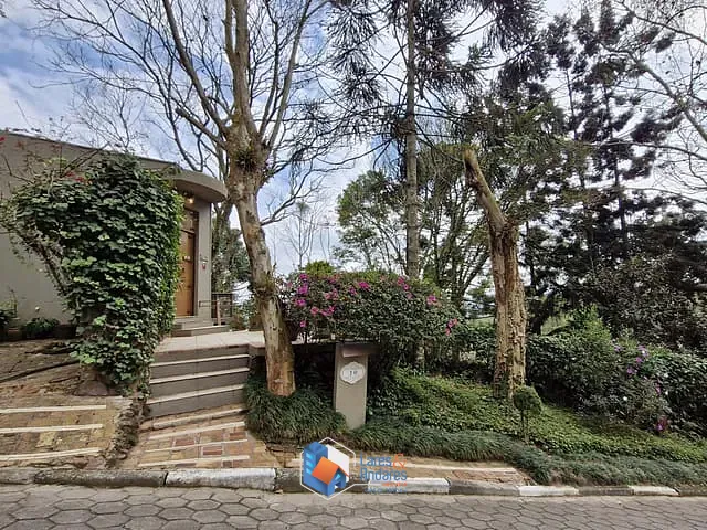 Casa com 1003m² 4 quartos e 4 banheiros, à venda, no bairro SERRA DA CANTAREIRA em Mairiporã