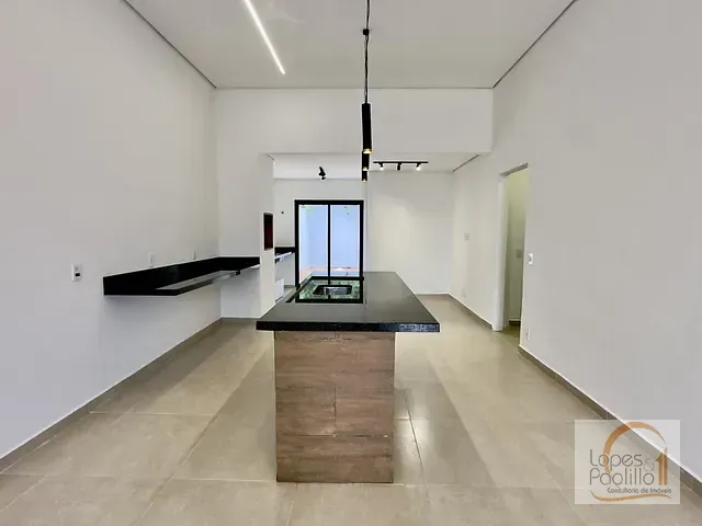 Casa com 240m² 3 quartos e 3 banheiros, à venda, no bairro Jardim Estância Brasil em Atibaia