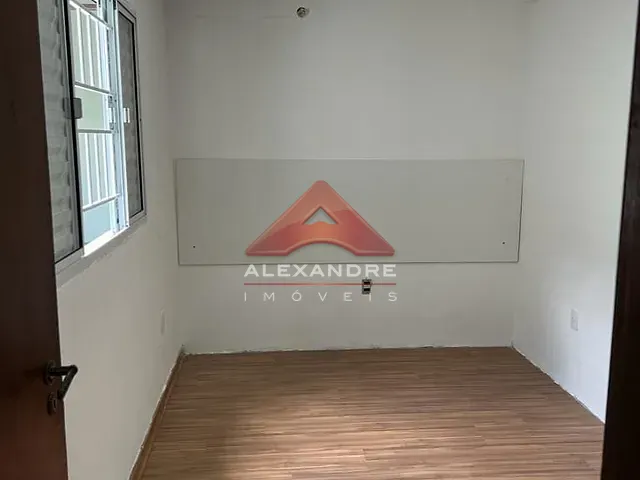 Casa com 300m² 3 quartos e 2 banheiros, à venda, no bairro Cidade Vista Verde em São José dos Campos