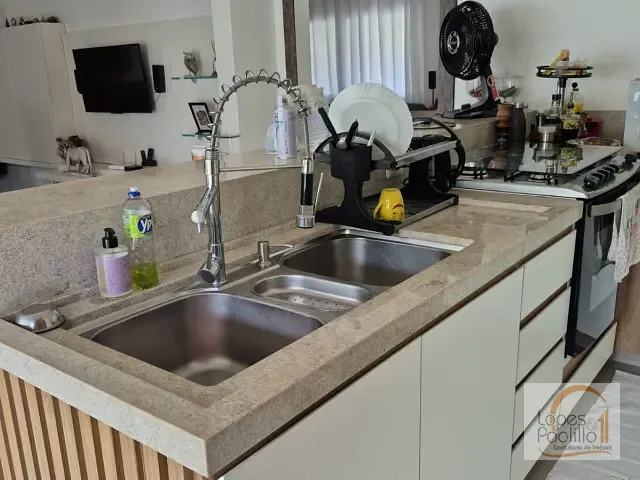 Casa com 595m² 3 quartos e 4 banheiros, à venda, no bairro Jardim Estância Brasil em Atibaia