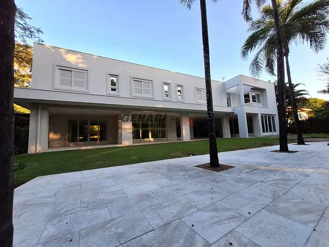 Casa com 2660m² 6 quartos e 7 banheiros, à venda, no bairro Helvétia Country em Indaiatuba