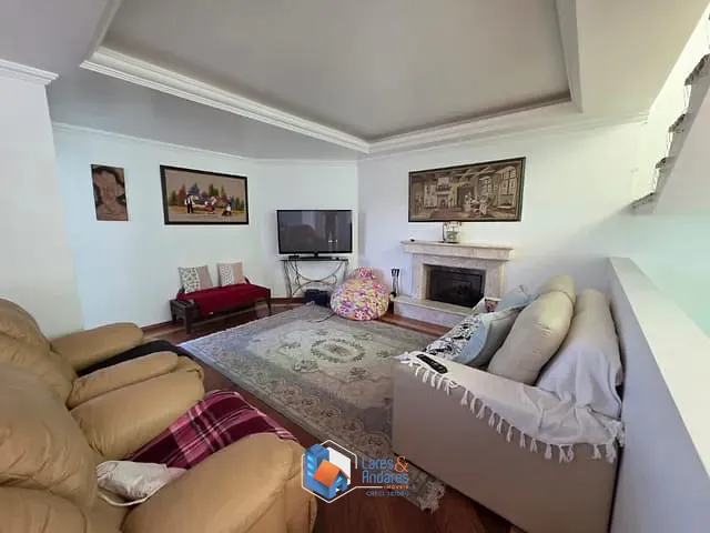 Casa com 1267m² 4 quartos e 5 banheiros, à venda, no bairro Condomínio Alpes da Cantareira em Mairiporã