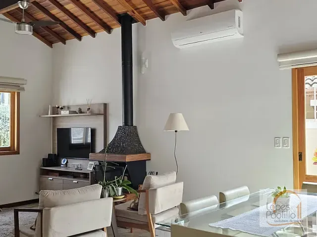 Casa com 278m² 3 quartos e 2 banheiros, à venda, no bairro Jardim Paulista em Atibaia