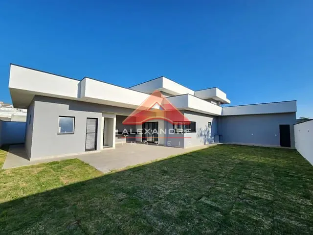 Casa com 536m² 4 quartos e 1 banheiro, à venda, no bairro Bairro do Grama em Caçapava