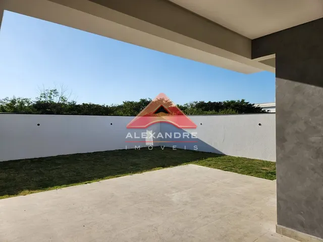 Casa com 536m² 4 quartos e 1 banheiro, à venda, no bairro Bairro do Grama em Caçapava