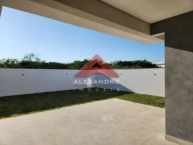 Casa com 536m² 4 quartos e 1 banheiro, à venda, no bairro Bairro do Grama em Caçapava
