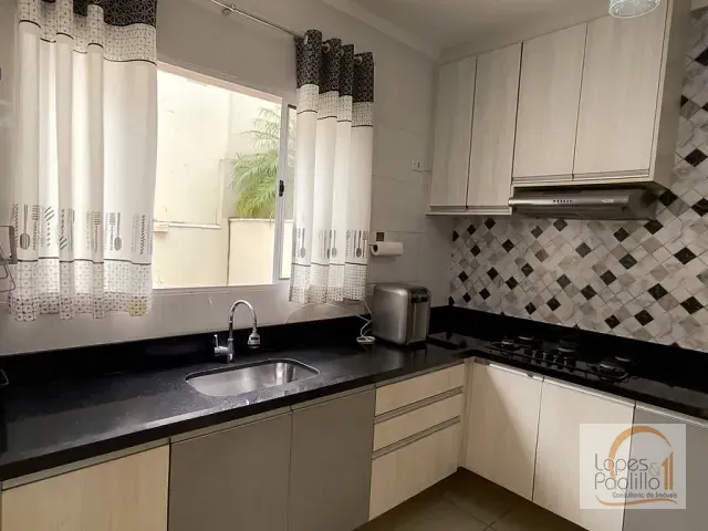 Casa com 150m² 3 quartos e 3 banheiros, à venda, no bairro Jardim Maristela em Atibaia