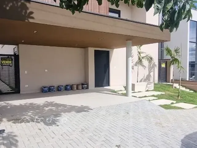 Casa com 260m² 3 quartos e 4 banheiros, à venda, no bairro Jardim Santa Júlia em São José dos Campos