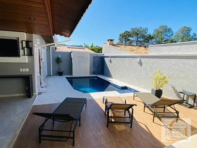 Casa com 396m² 3 quartos e 5 banheiros, à venda, no bairro Jardim Floresta em Atibaia
