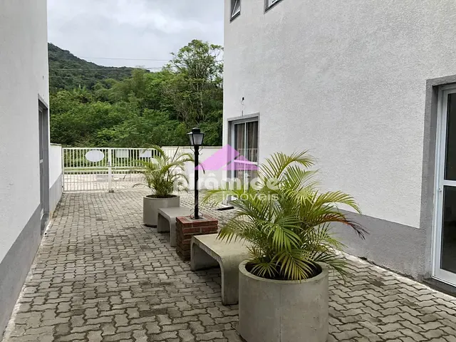 Casa com 120m² 3 quartos e 2 banheiros, à venda, no bairro Tabatinga em Caraguatatuba