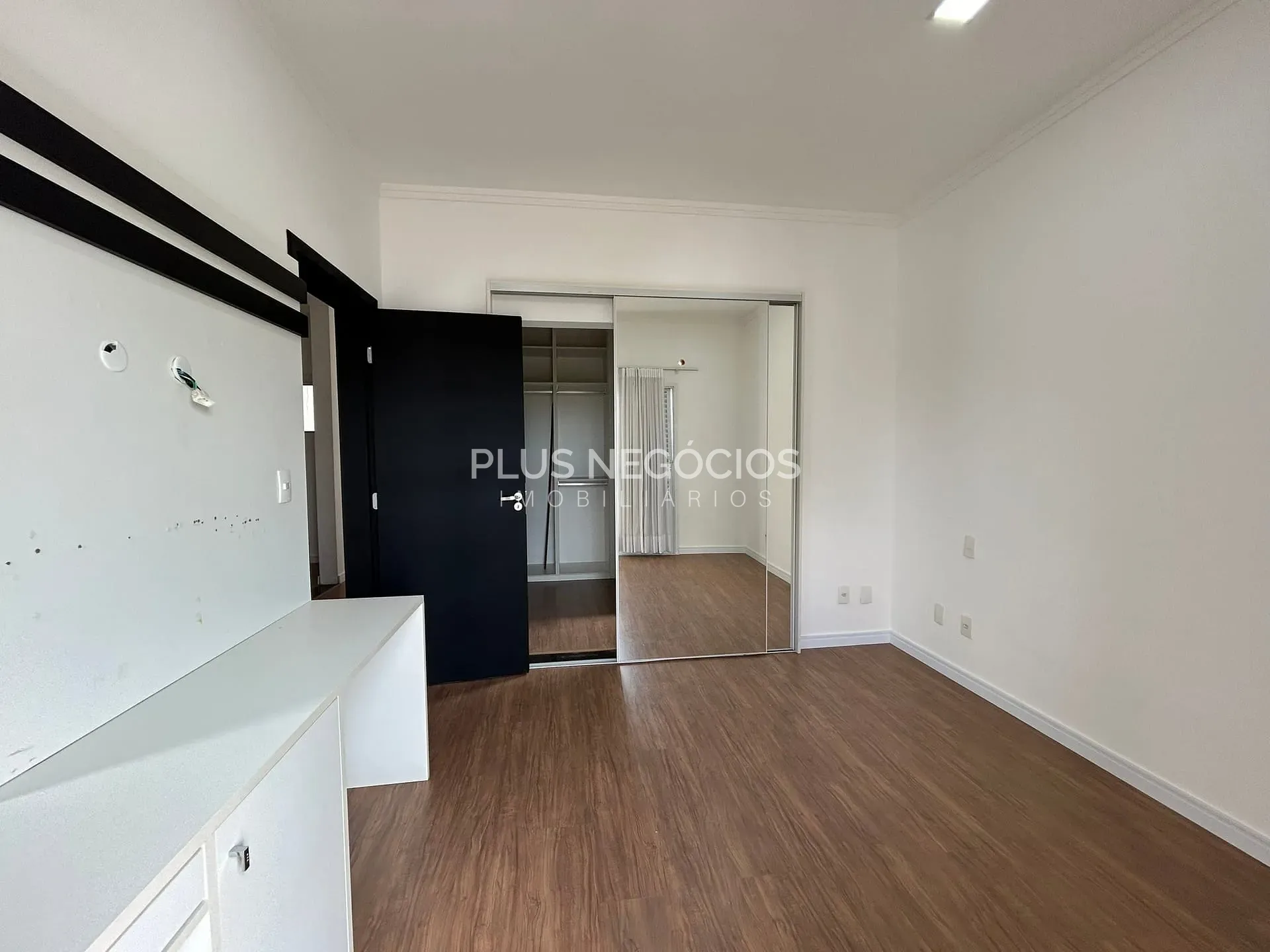 Casa, 3 quartos, 230 m² - Foto 4