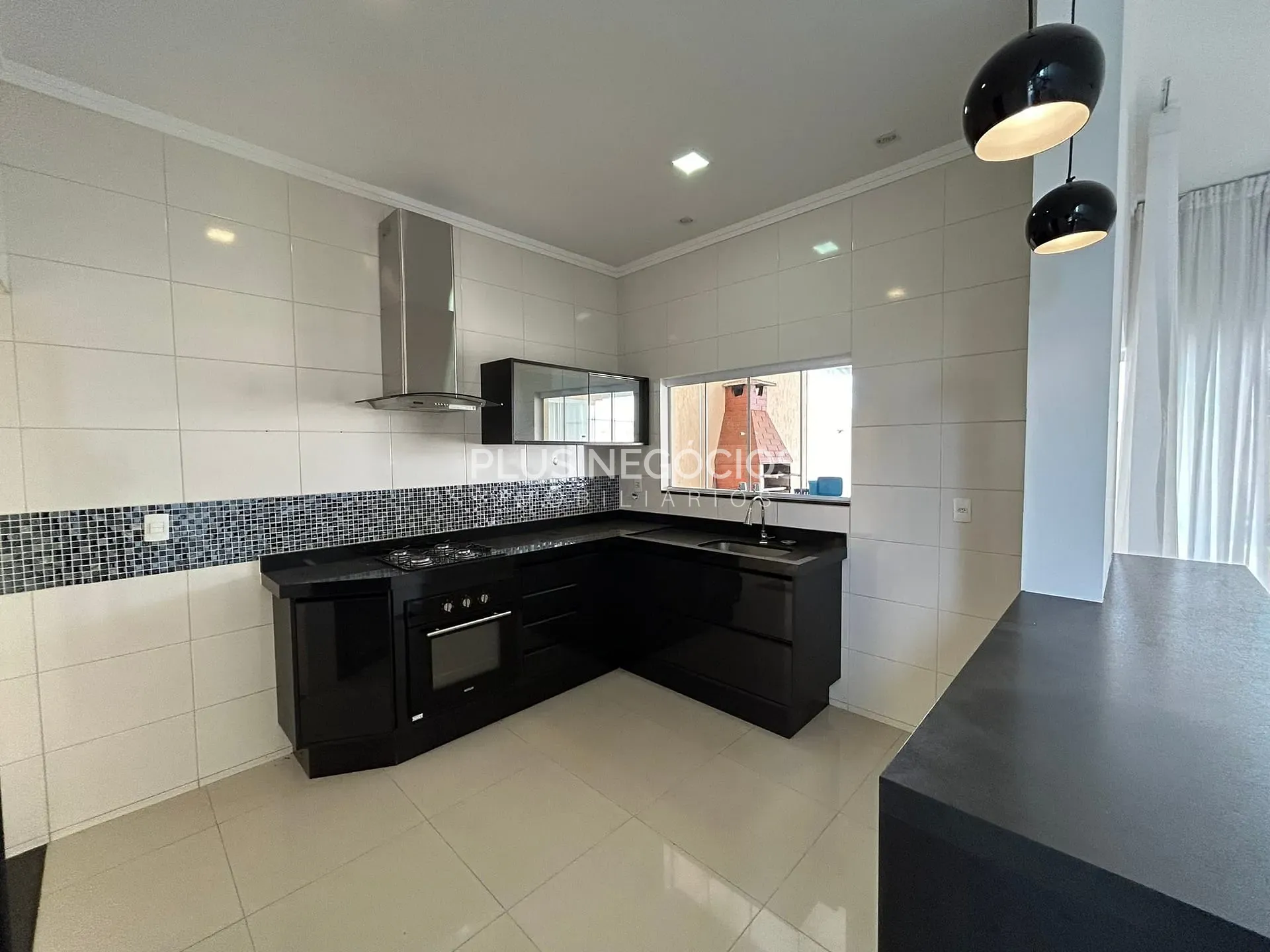 Casa, 3 quartos, 230 m² - Foto 35
