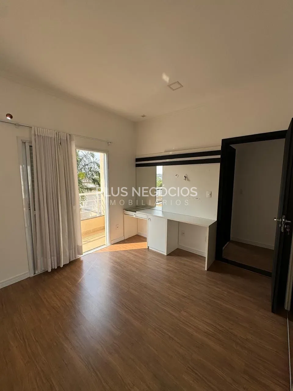 Casa, 3 quartos, 230 m² - Foto 80