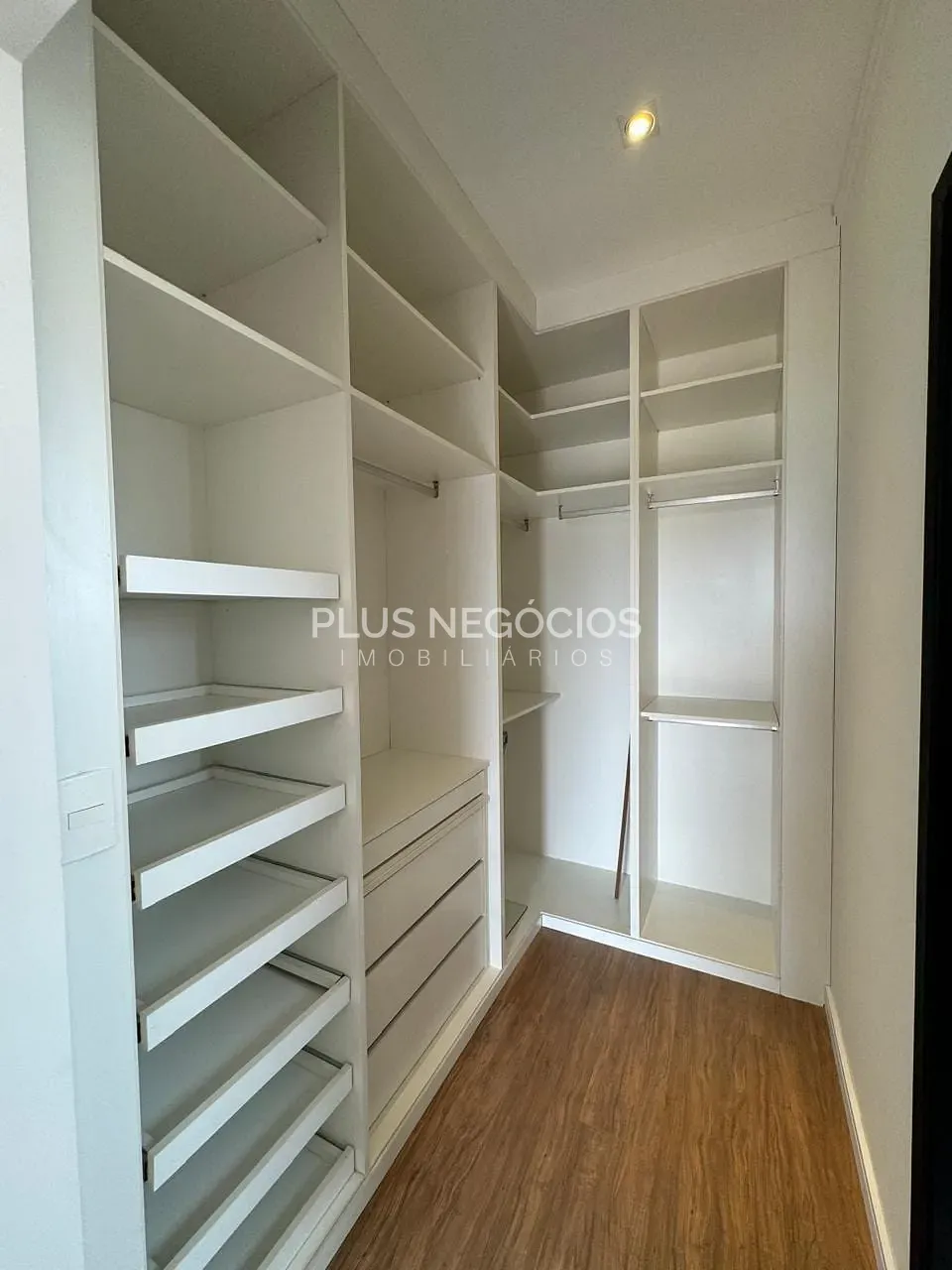 Casa, 3 quartos, 230 m² - Foto 84