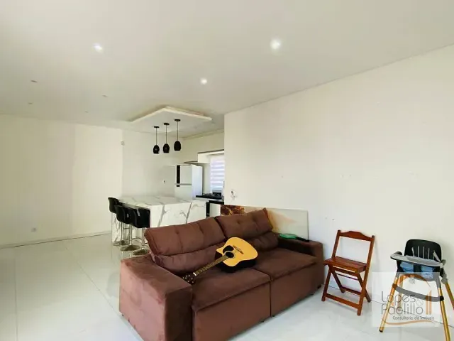 Casa com 384m² 4 quartos e 3 banheiros, à venda, no bairro Loteamento Parque Residencial Serras de Atibaia II em Atibaia