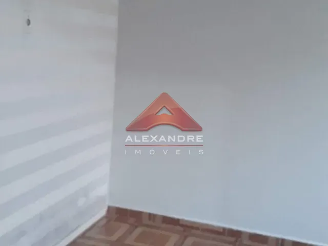 Casa com 300m² 3 quartos e 2 banheiros, à venda, no bairro Jardim Valparaíba em São José dos Campos