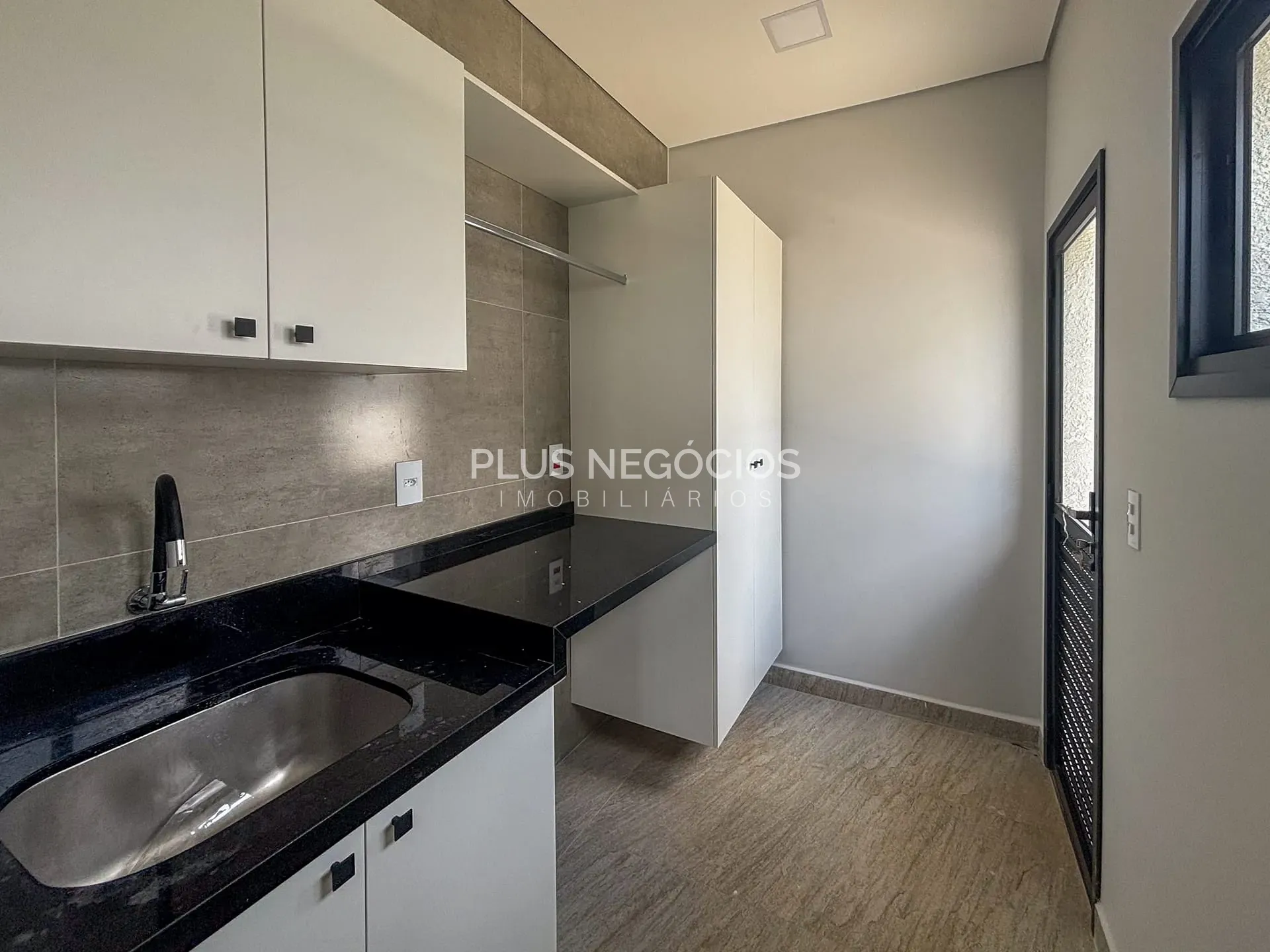 Casa, 3 quartos, 298 m² - Foto 23