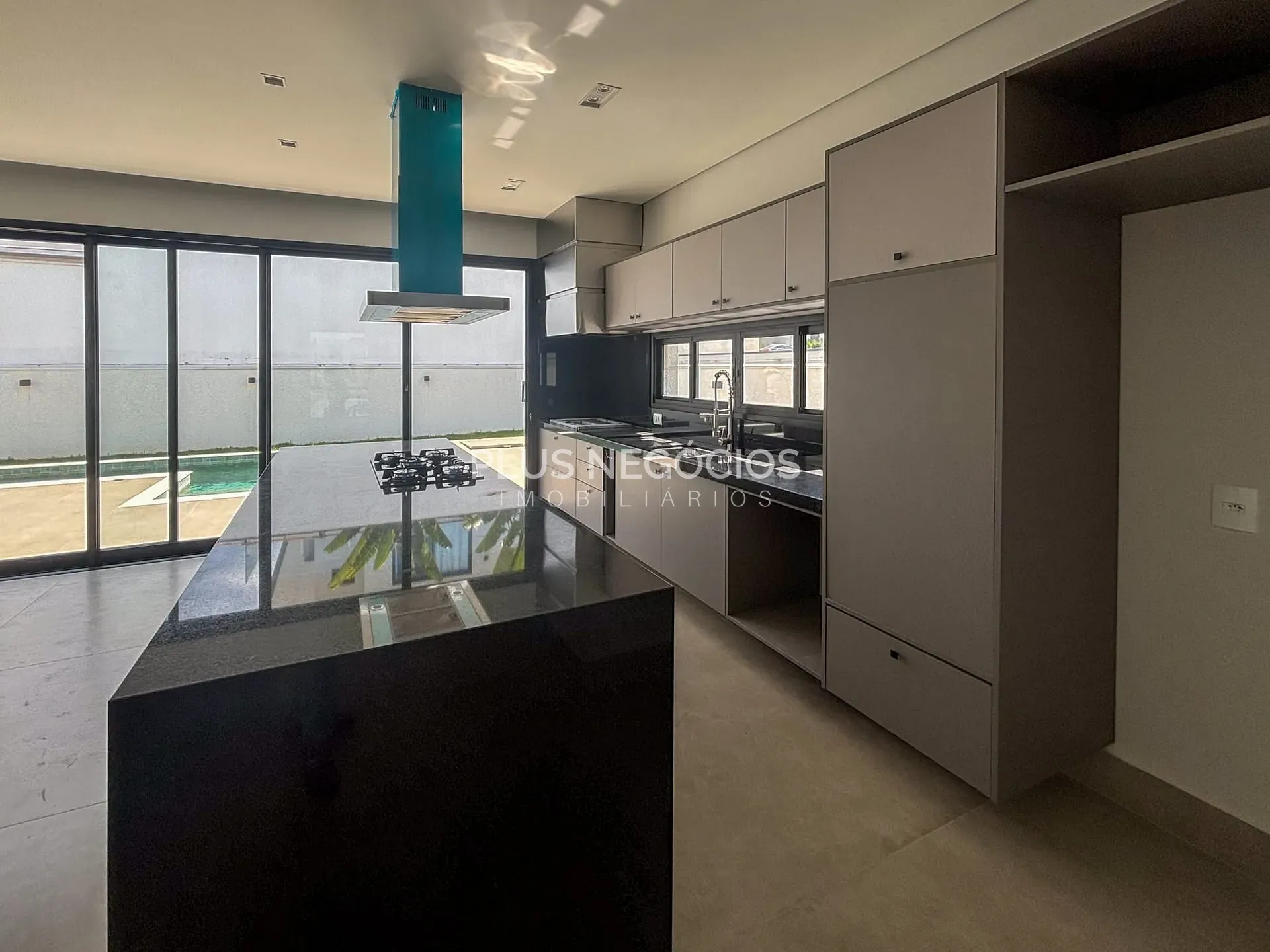 Casa, 3 quartos, 298 m² - Foto 27