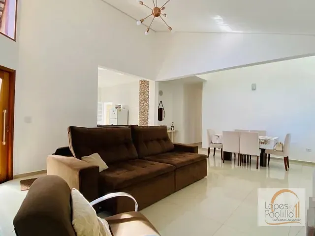 Casa com 300m² 3 quartos e 2 banheiros, à venda, no bairro Jardim Maristela em Atibaia