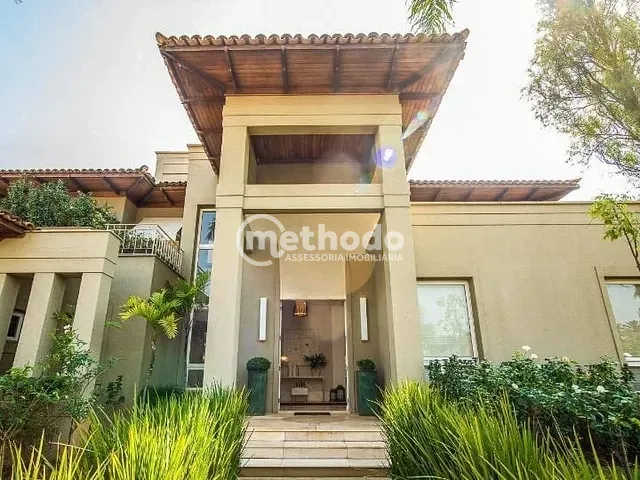 Casa com 900m² 4 quartos e 6 banheiros, à venda, no bairro Gramado em Campinas