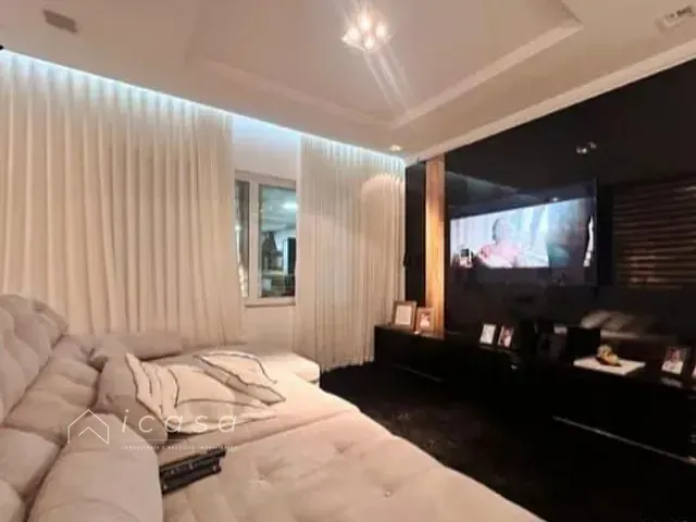 Casa com 360m² 5 quartos e 4 banheiros, à venda, no bairro Jardim das Colinas em São José dos Campos