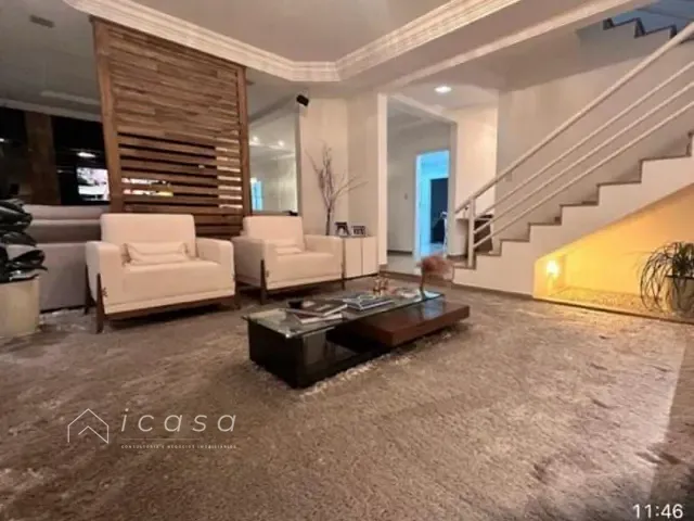 Casa com 360m² 5 quartos e 4 banheiros, à venda, no bairro Jardim das Colinas em São José dos Campos