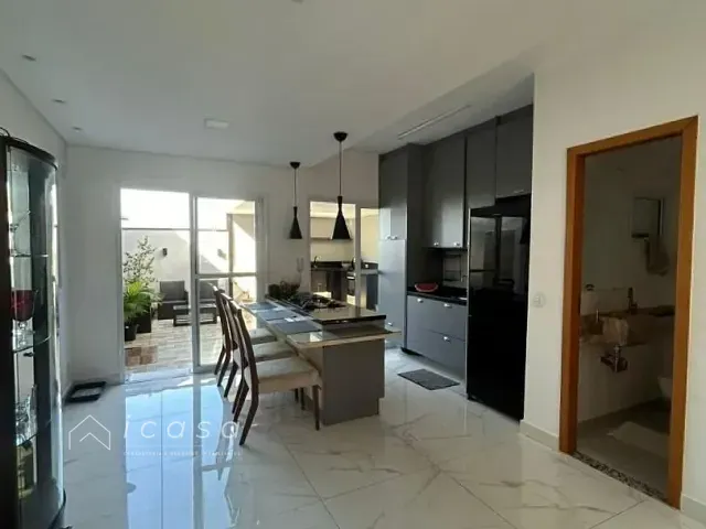 Casa com 150m² 3 quartos e 2 banheiros, à venda, no bairro Urbanova em São José dos Campos