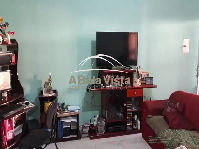 Casa com 250m² 3 quartos e 1 banheiro, à venda, no bairro JD DABRIL em Osasco