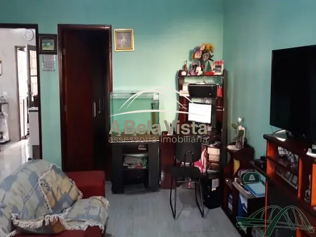 Casa com 250m² 3 quartos e 1 banheiro, à venda, no bairro JD DABRIL em Osasco
