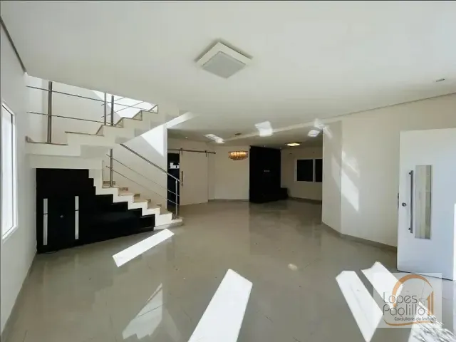 Casa com 450m² 3 quartos e 5 banheiros, à venda, no bairro Condomínio Residencial Água Verde em Atibaia