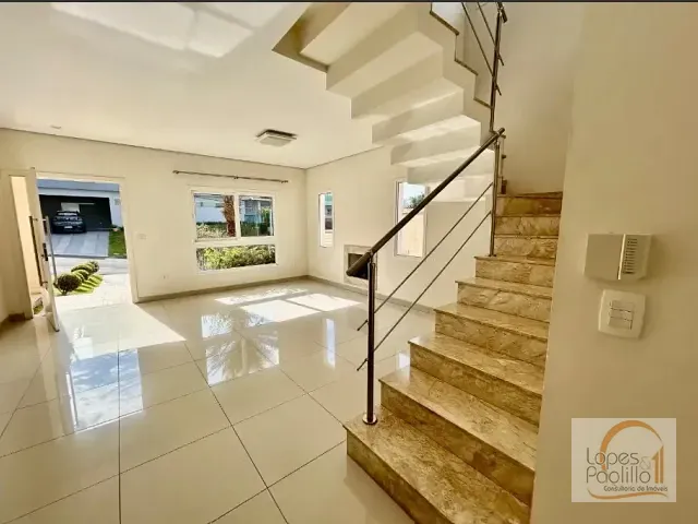 Casa com 450m² 3 quartos e 5 banheiros, à venda, no bairro Condomínio Residencial Água Verde em Atibaia