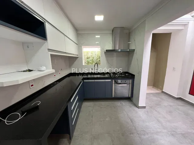 Casa 3 quartos e 2 banheiros, à venda, no bairro Parque Campolim em Sorocaba