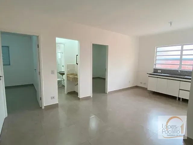 Casa 2 quartos e 1 banheiro, para alugar, no bairro Centro em Atibaia
