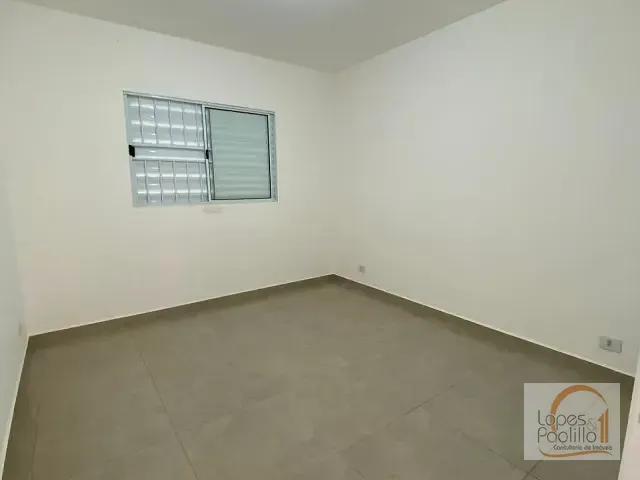 Casa 2 quartos e 1 banheiro, para alugar, no bairro Centro em Atibaia