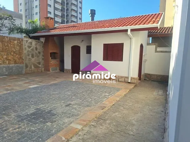 Casa com 305m², para alugar, no bairro Vila Ema em São José dos Campos