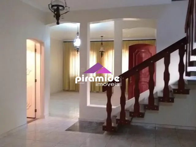 Casa com 305m², para alugar, no bairro Vila Ema em São José dos Campos
