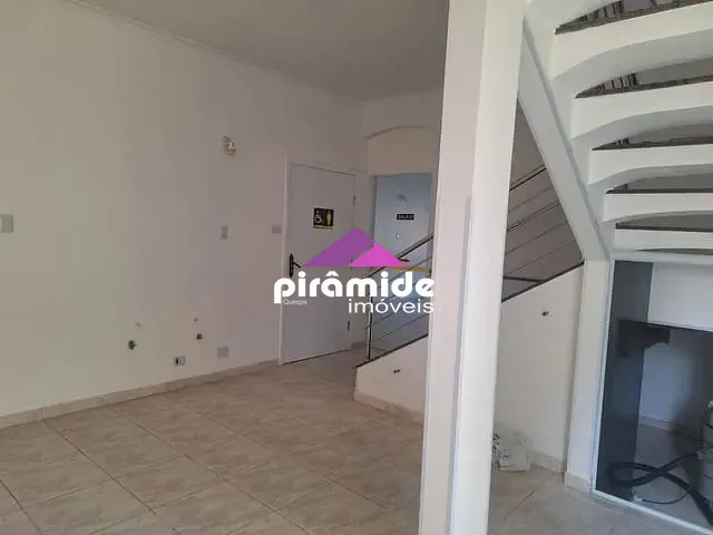Casa com 305m², para alugar, no bairro Vila Ema em São José dos Campos