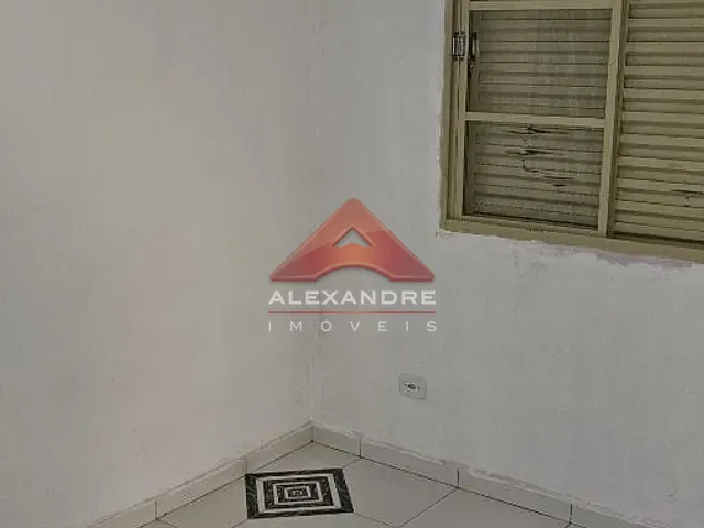 Casa com 140m² 2 quartos e 1 banheiro, à venda, no bairro Vila Monterrey em São José dos Campos