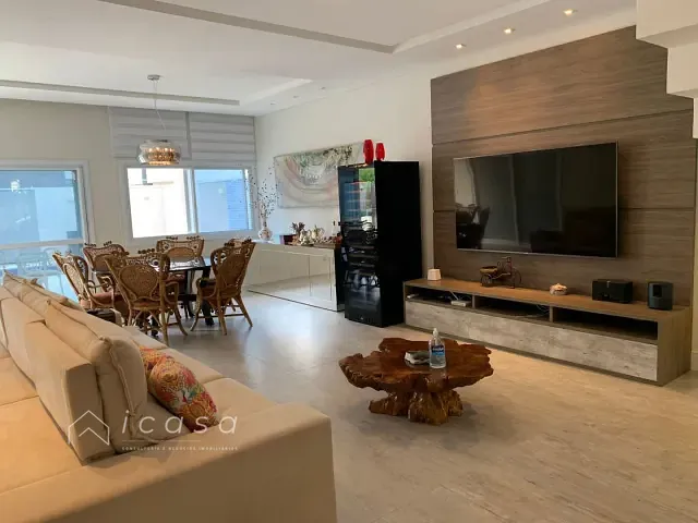 Casa com 450m² 5 quartos e 6 banheiros, à venda, no bairro Jardim do Golfe em São José dos Campos