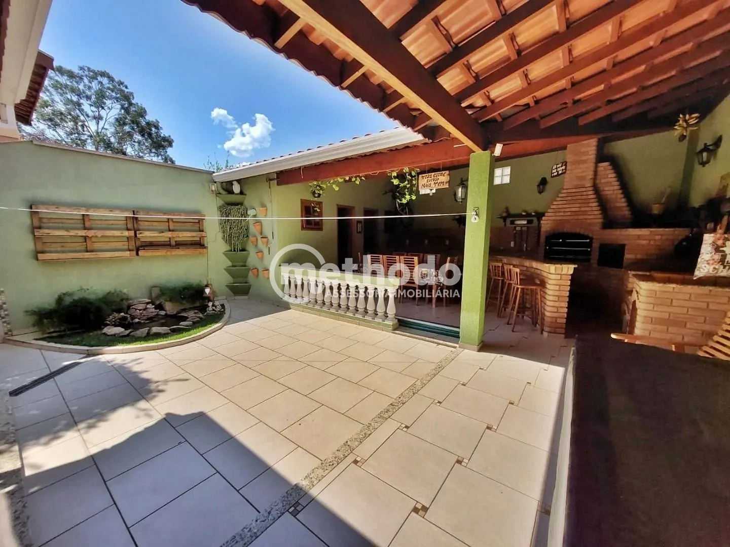Casa, 3 quartos, 194 m² - Foto 2