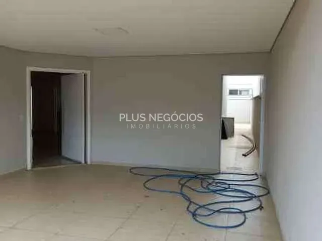 Casa com 300m² 3 quartos e 5 banheiros, à venda, no bairro Iporanga em Sorocaba
