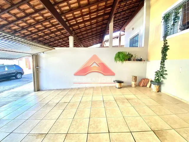 Casa com 140m² 3 quartos e 3 banheiros, à venda, no bairro Jardim das Indústrias em São José dos Campos