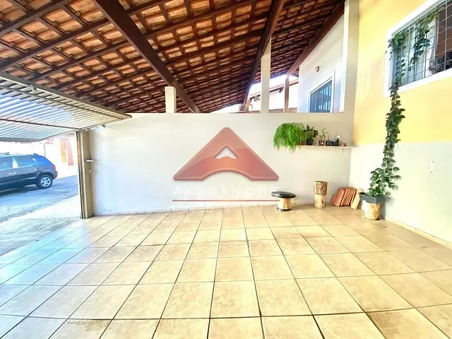 Casa com 140m² 3 quartos e 3 banheiros, à venda, no bairro Jardim das Indústrias em São José dos Campos