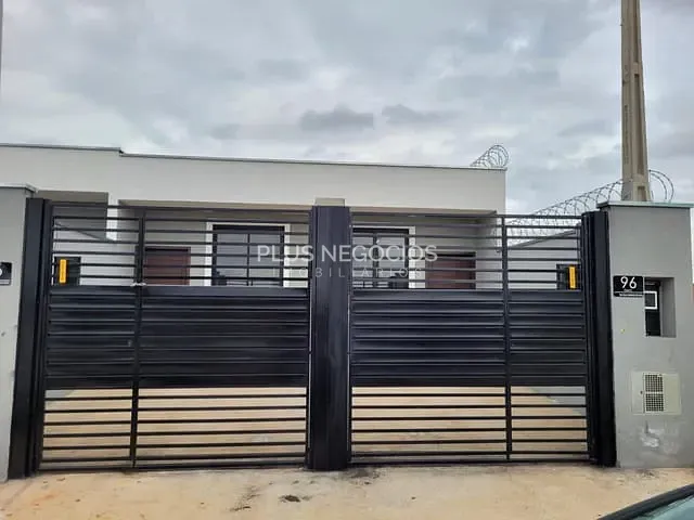 Casa com 51m² 2 quartos e 1 banheiro, à venda, no bairro Jardim Dona Tereza em Sorocaba