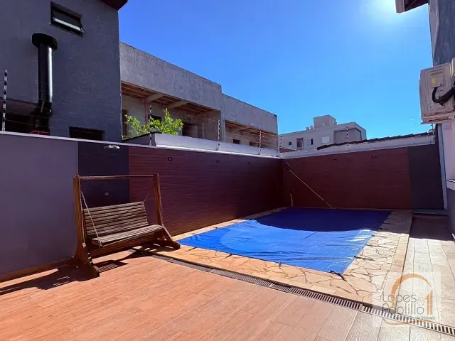 Casa com 177m² 3 quartos e 2 banheiros, à venda ou para alugar, no bairro Nova Cerejeira em Atibaia