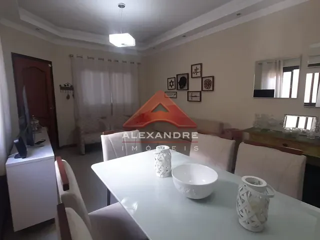 Casa com 125m² 4 quartos e 3 banheiros, à venda, no bairro Jardim das Indústrias em São José dos Campos