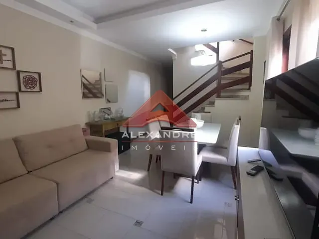 Casa com 125m² 4 quartos e 3 banheiros, à venda, no bairro Jardim das Indústrias em São José dos Campos