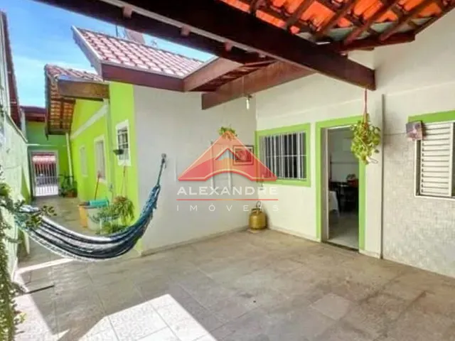 Casa com 184m² 4 quartos e 1 banheiro, à venda, no bairro Jardim das Flores em São José dos Campos